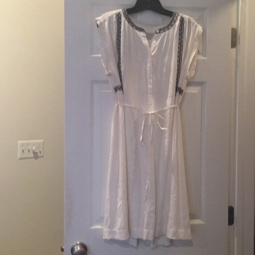 Lined white tie waist dress